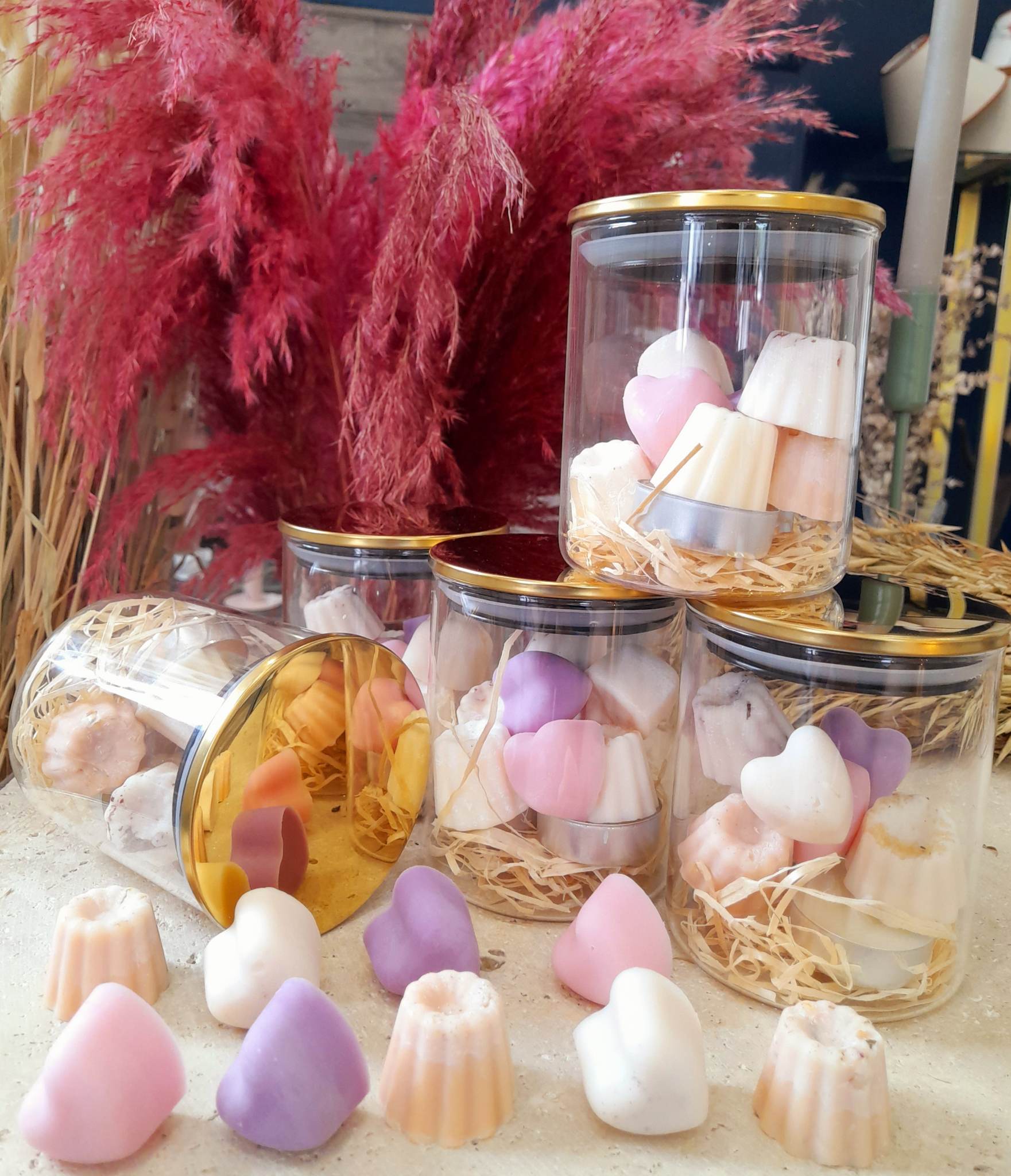 Fondants parfumés en cire végétale, formes cœur et cannelé